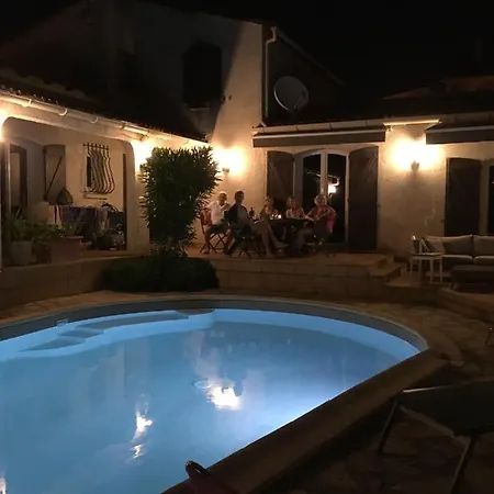 Charmante En Petite Camargue
